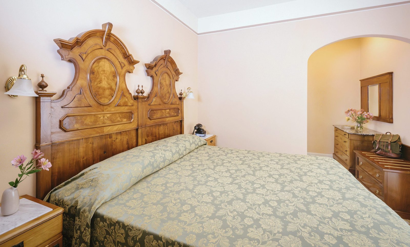 HOTEL GARDENIA AL LAGO ROOM NOSTALGIA